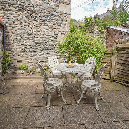 Mini Milestone Villa Sedbergh Luaran gambar